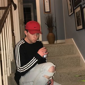 Meet your Posher, Connor